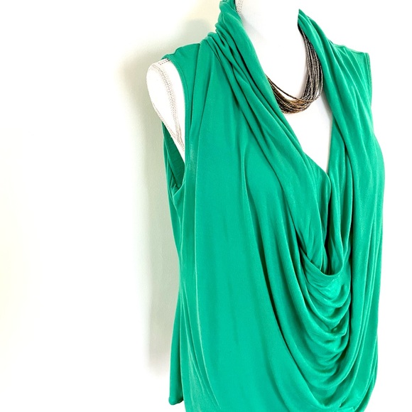 Jennifer Lopez Women’s Surplice Sleeveless Top - Picture 8 of 12